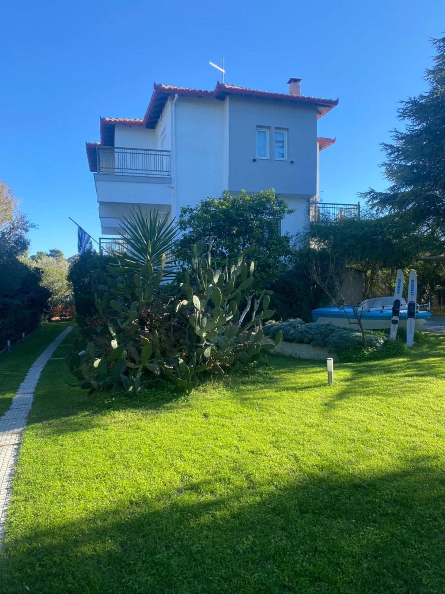 Ferrum House Ханиоти Екстериор снимка